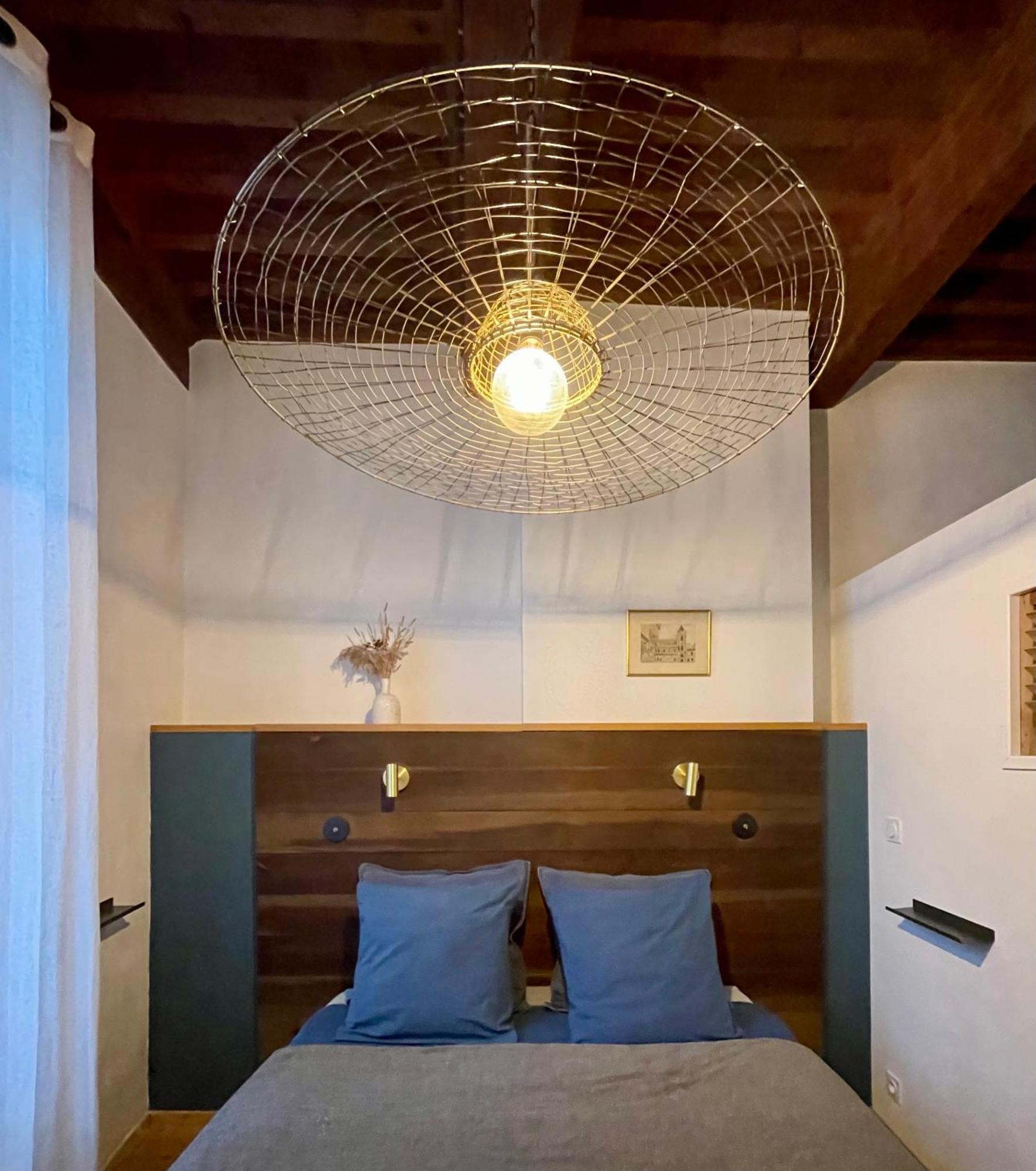 La Boheme Place Aux Herbes Uzès المظهر الخارجي الصورة